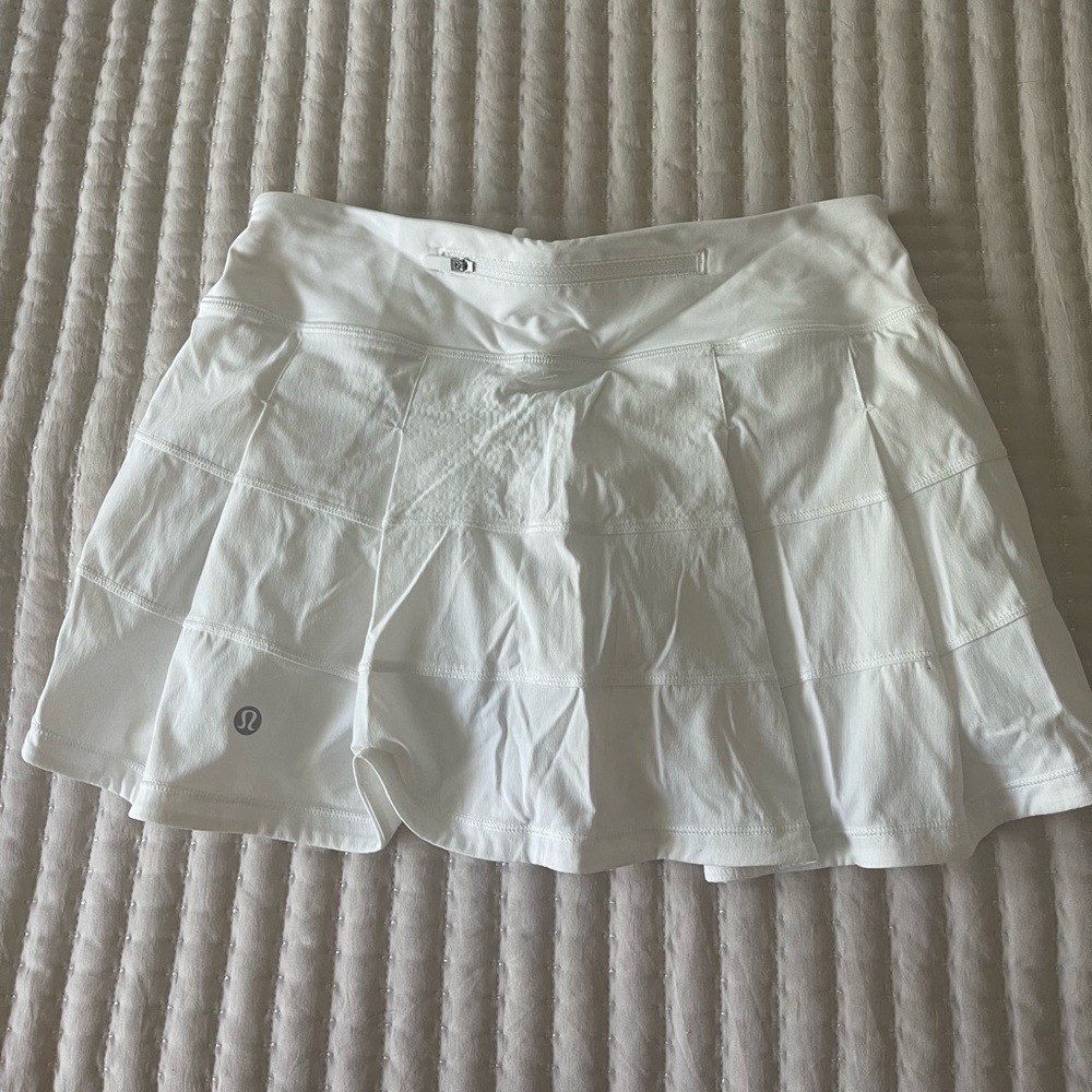 Lululemon pace rival skirt